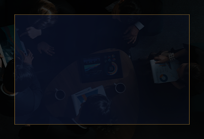 Equipe executiva trabalhando em planejamento e estratégia